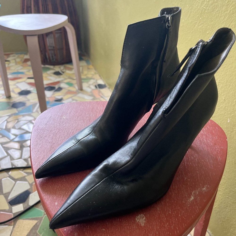 Zara Black Leather Side Zip Thin Heel Ankle Pointed Boots Womens US 8 EU 40